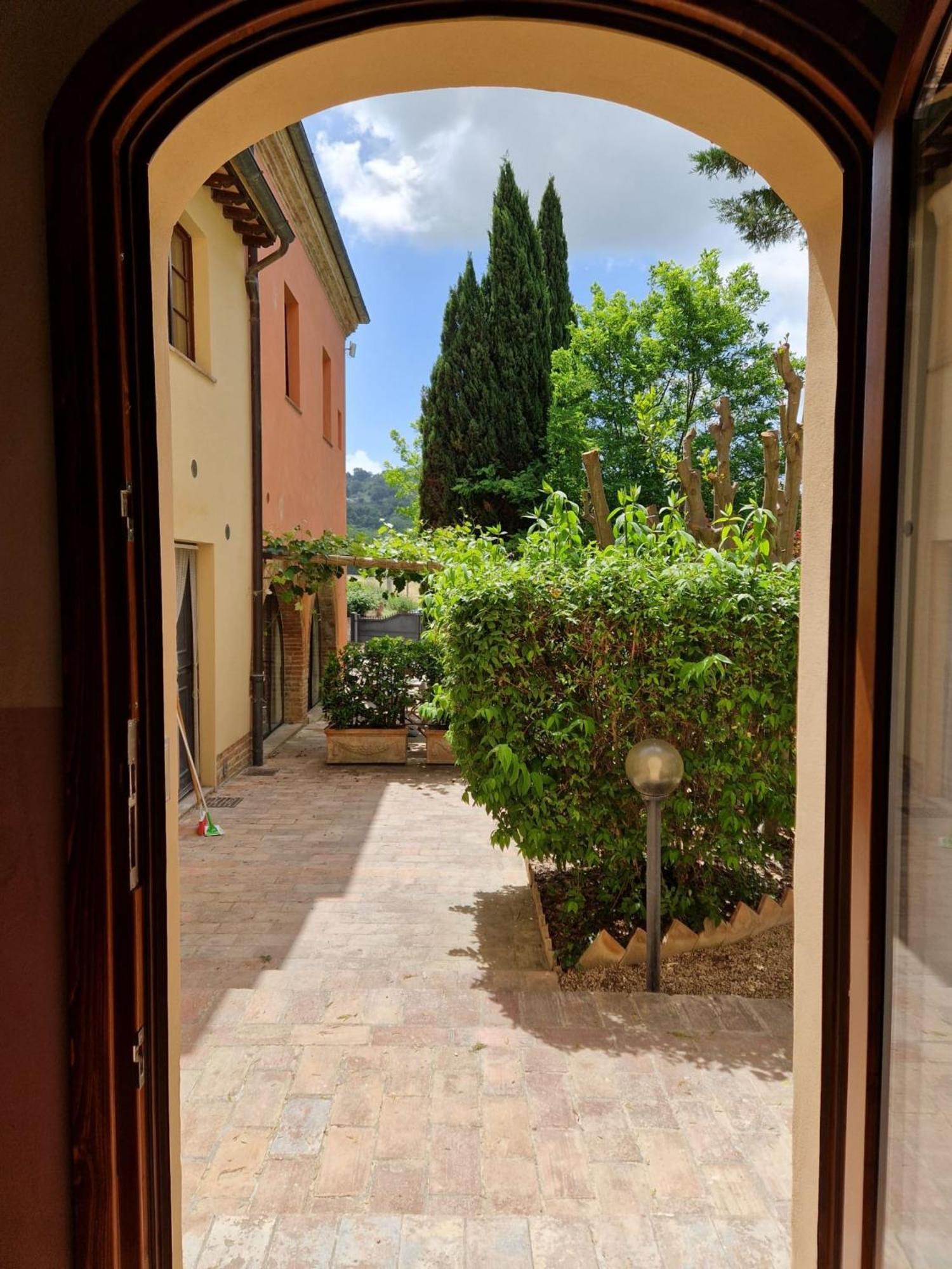 Вилла Borgo Dolciano Чиуси Экстерьер фото