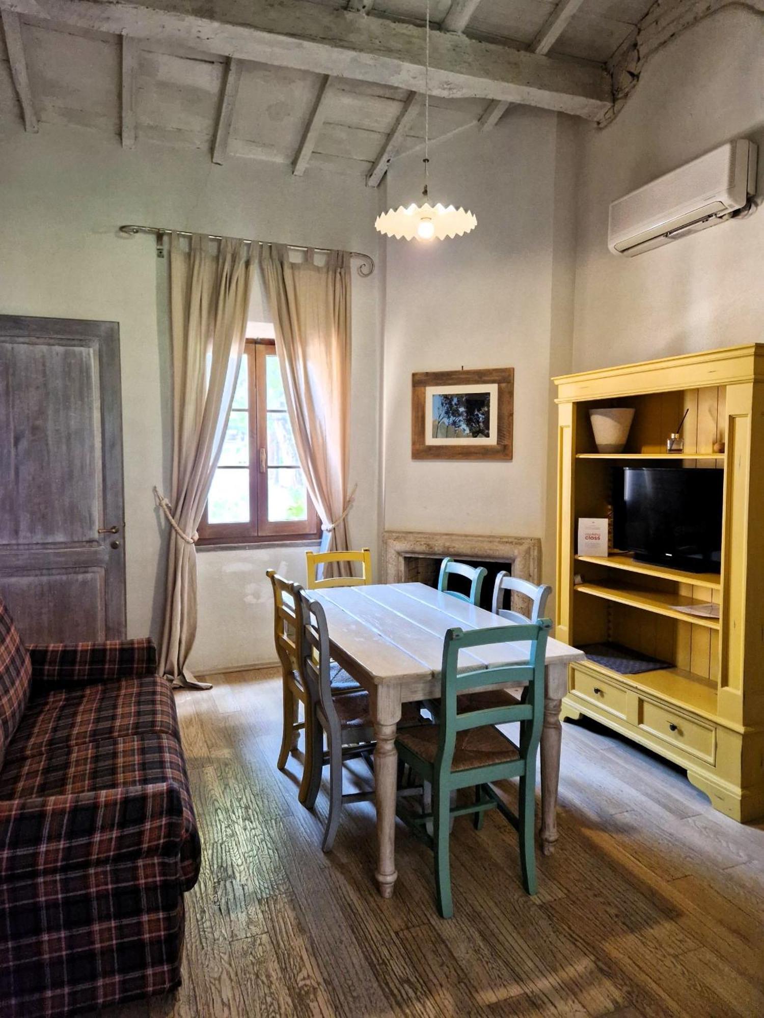 Вилла Borgo Dolciano Чиуси Экстерьер фото